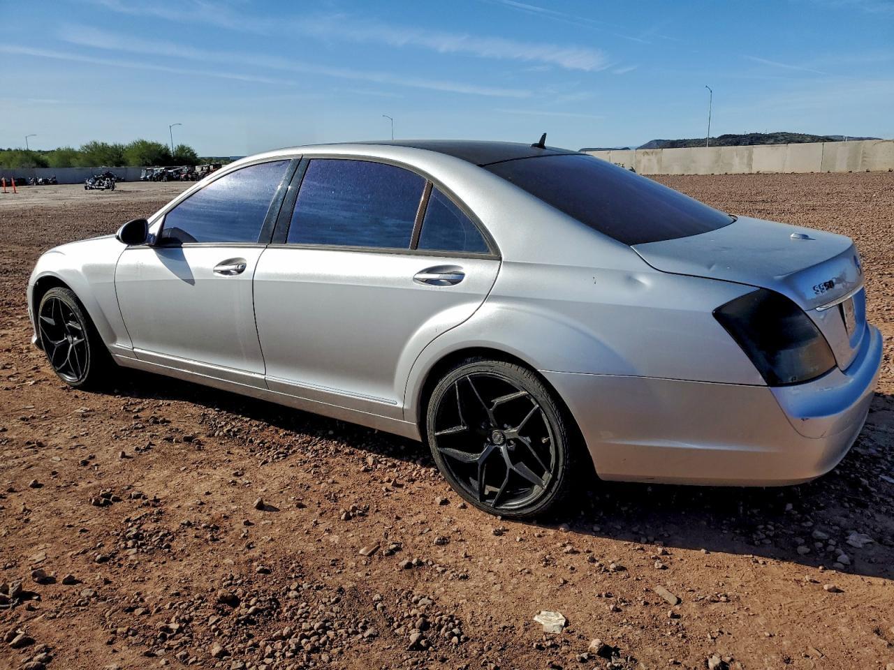 2007 Mercedes-Benz S 550 - Image 2