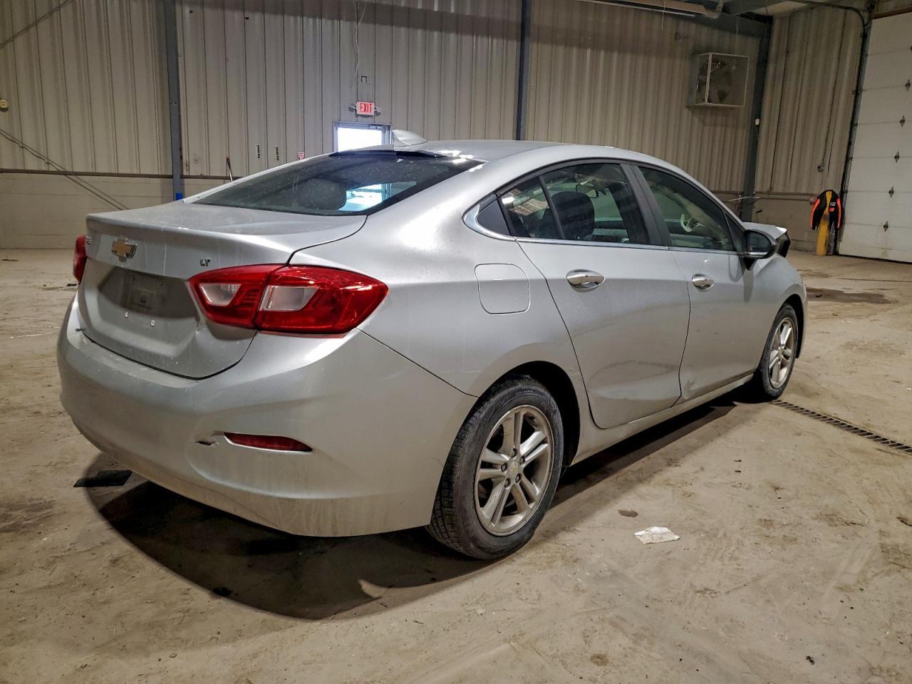 2016 Chevrolet Cruze Lt - Image 3