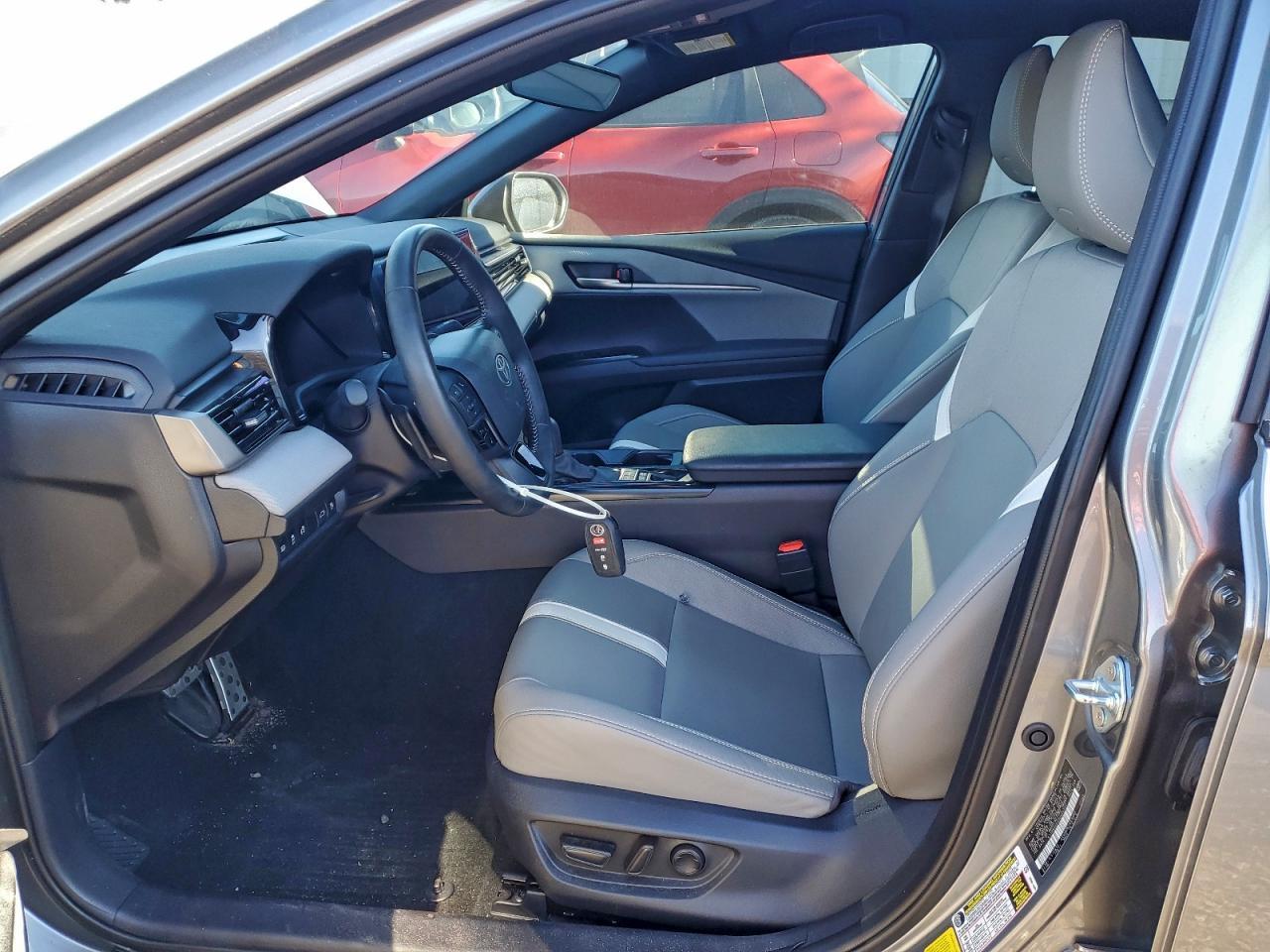2025 Toyota Camry Xse - Фото 7