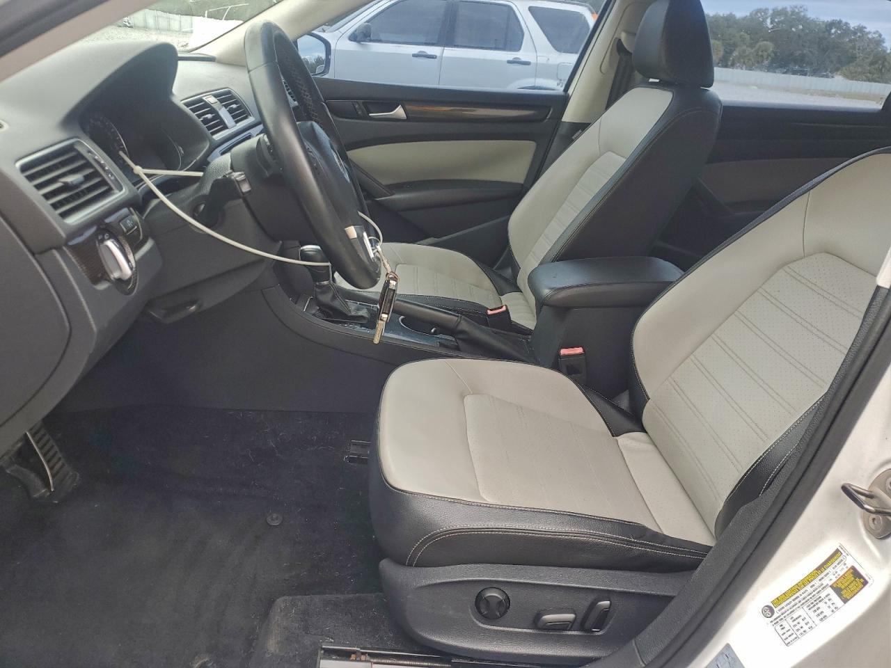 2014 Volkswagen Passat Se - Фото 7