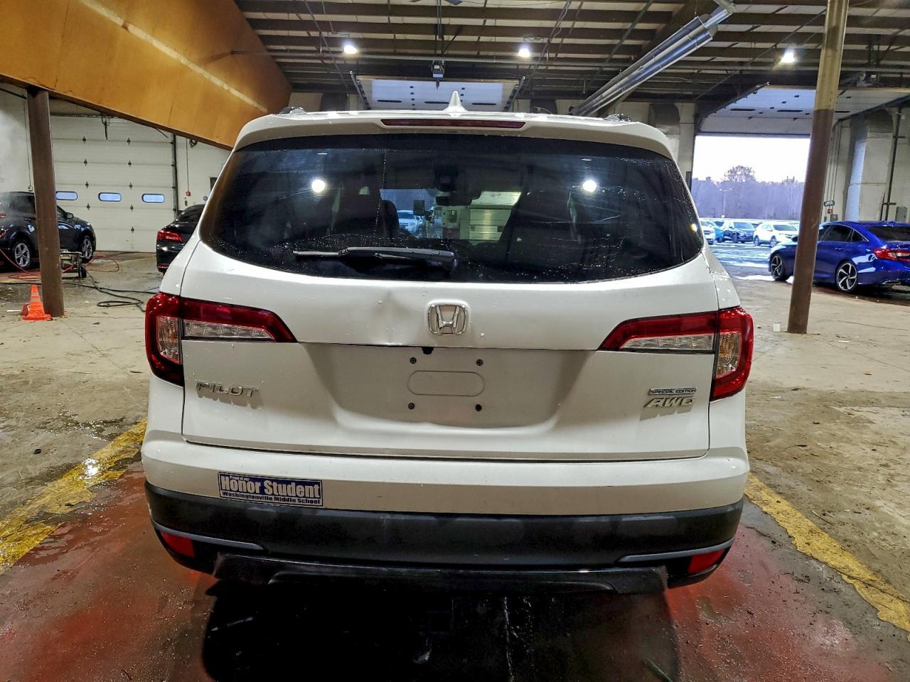 2022 Honda Pilot Se - Фото 6