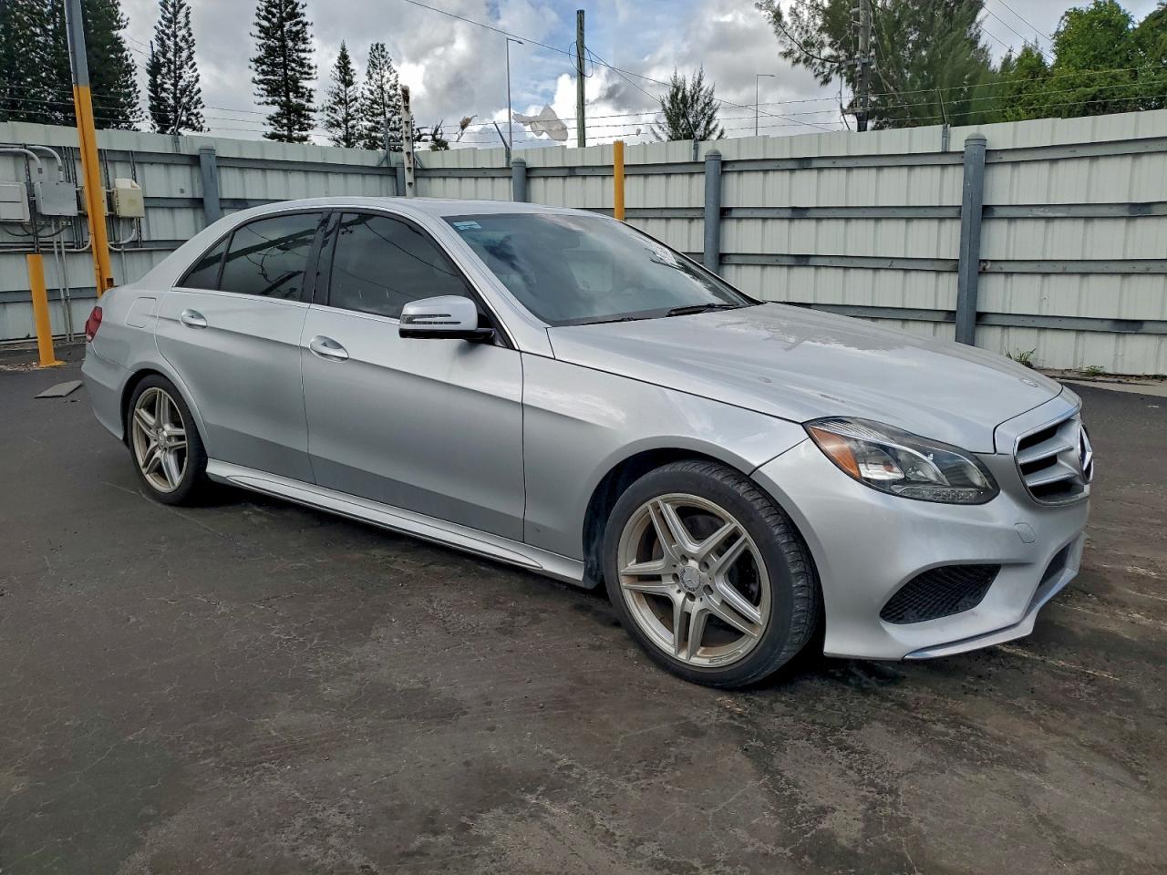 2014 Mercedes-Benz E 350 - Фото 4