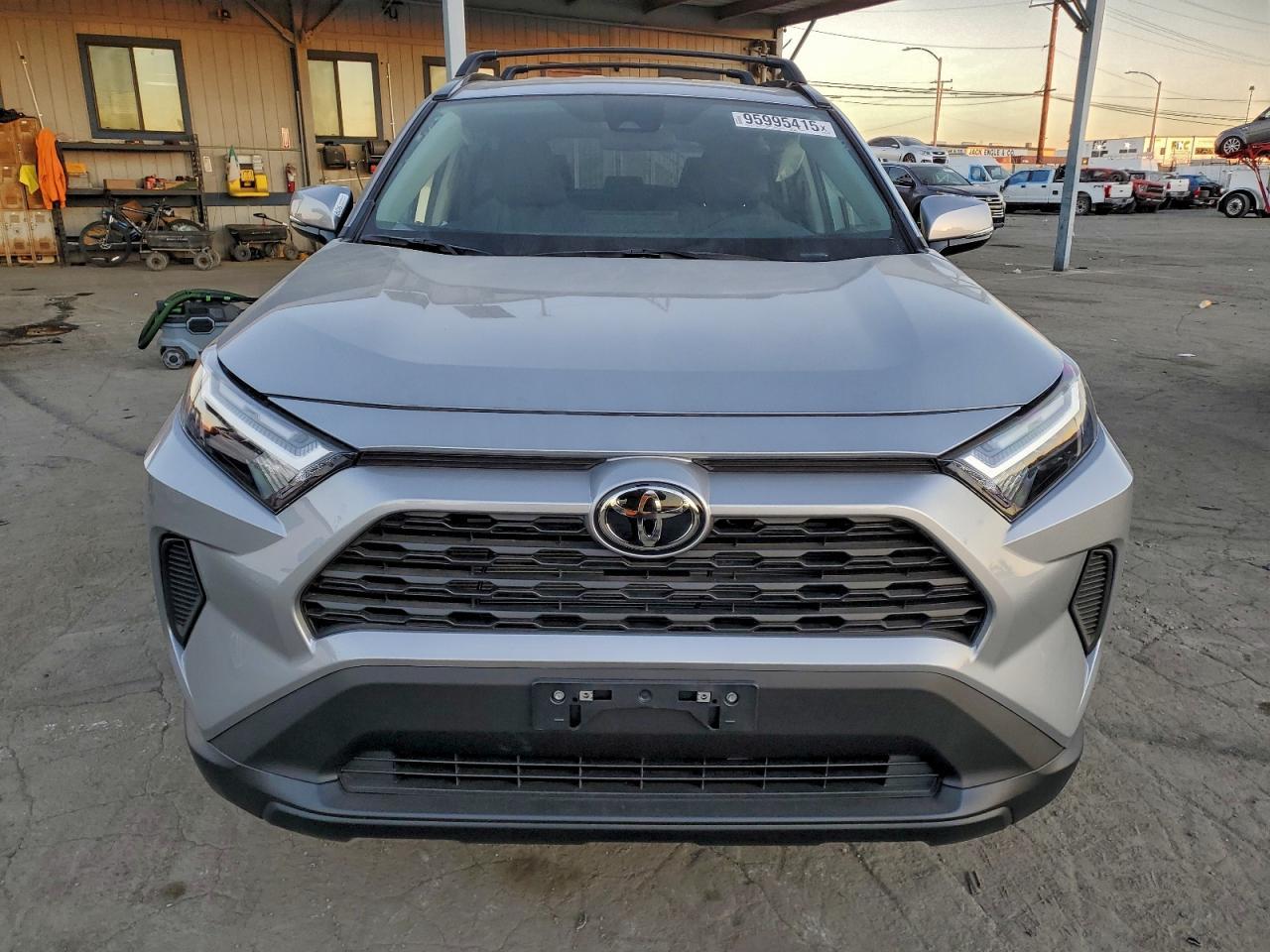 2025 Toyota Rav4 Xle - Фото 5