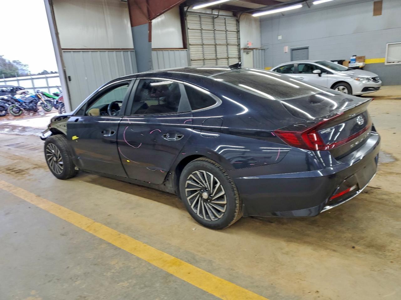 2020 Hyundai Sonata Hybrid - Фото 2