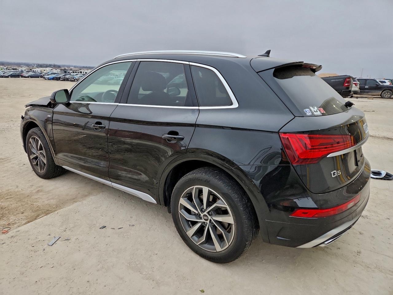 2022 Audi Q5 Premium Plus 45 - Image 2