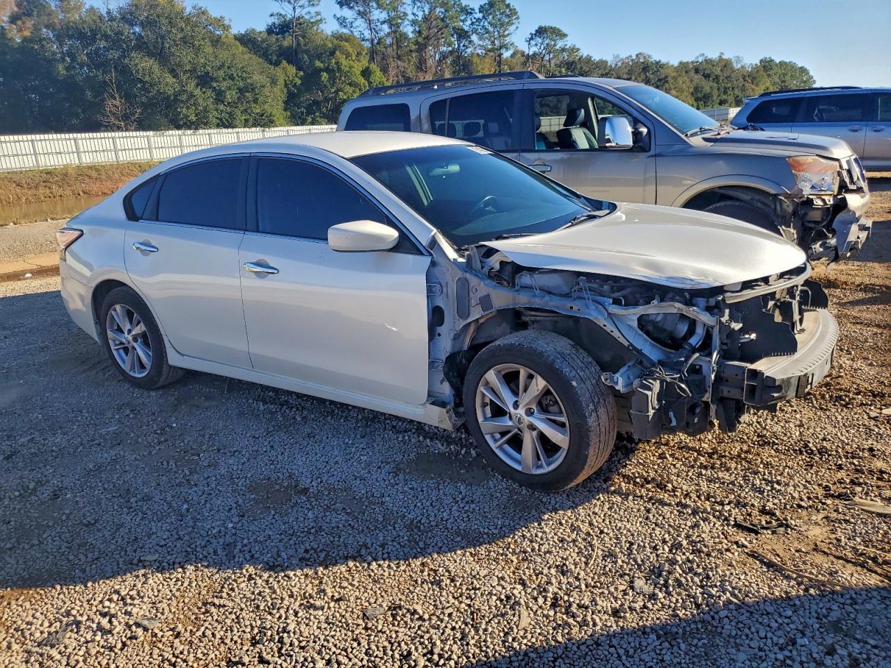 2014 Nissan Altima 2.5 - Фото 4