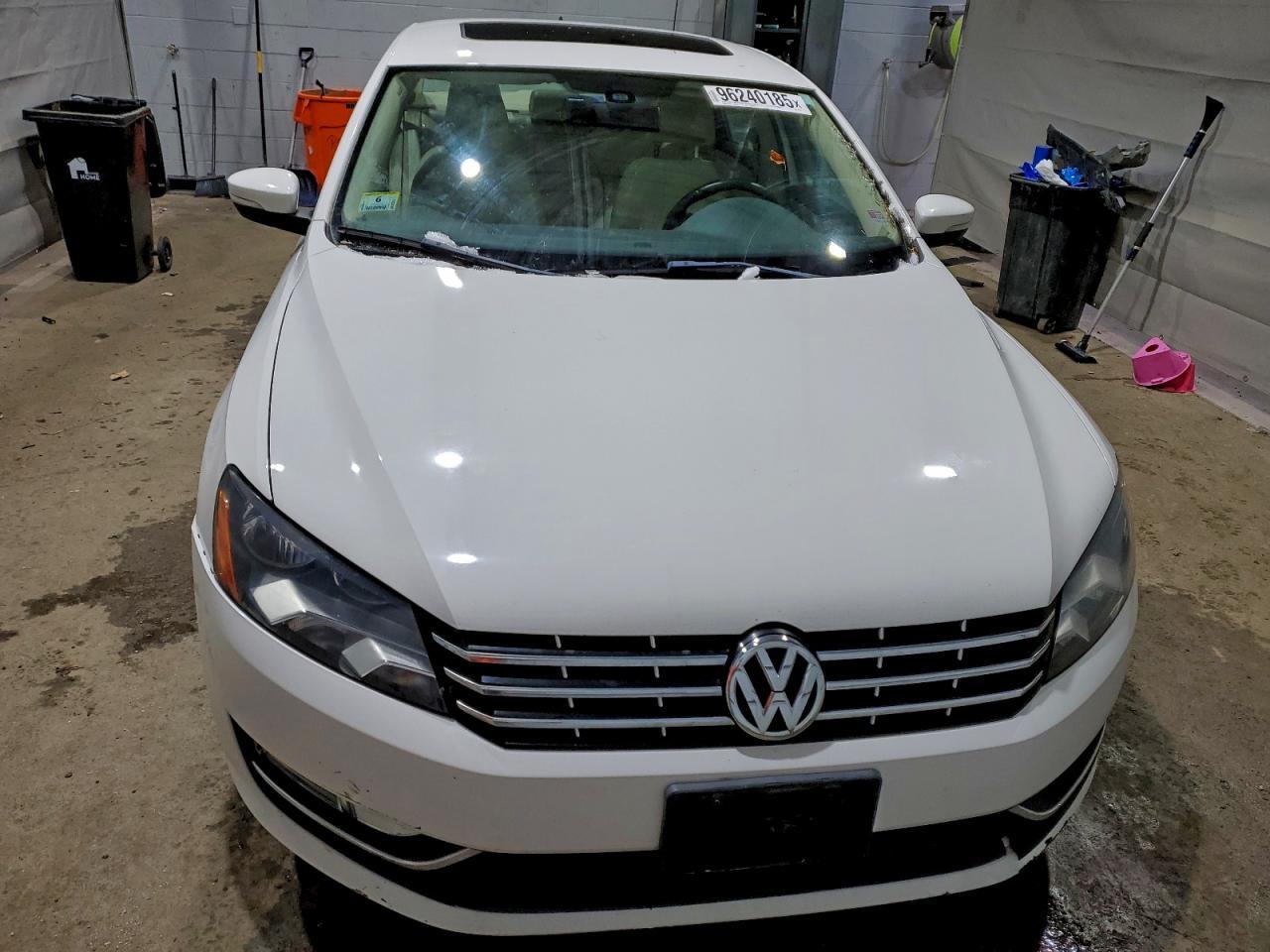 2013 Volkswagen Passat Se - Фото 5