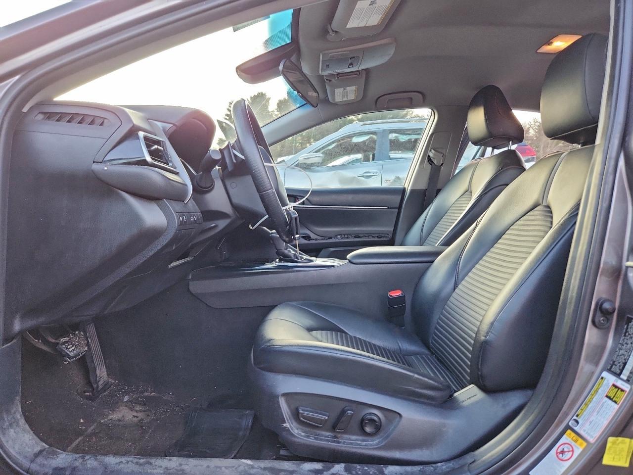 2018 Toyota Camry Se - Image 7