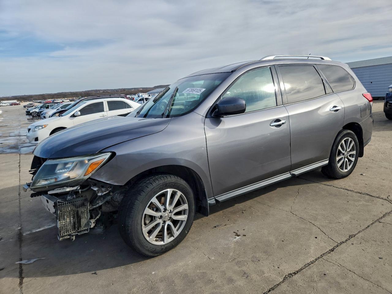 2016 Niss Pathfinder Sv