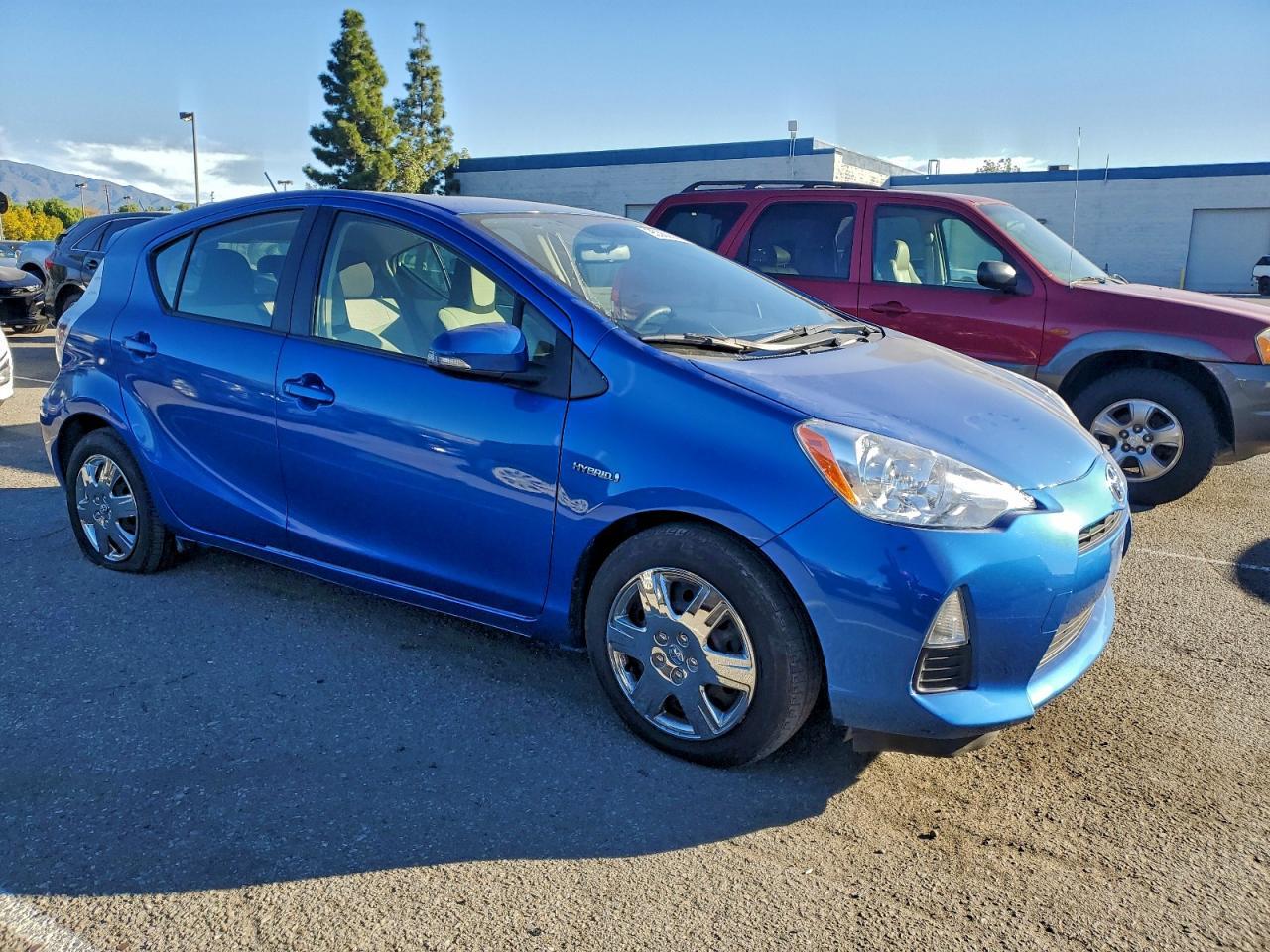 2014 Toyota Prius C - Фото 4