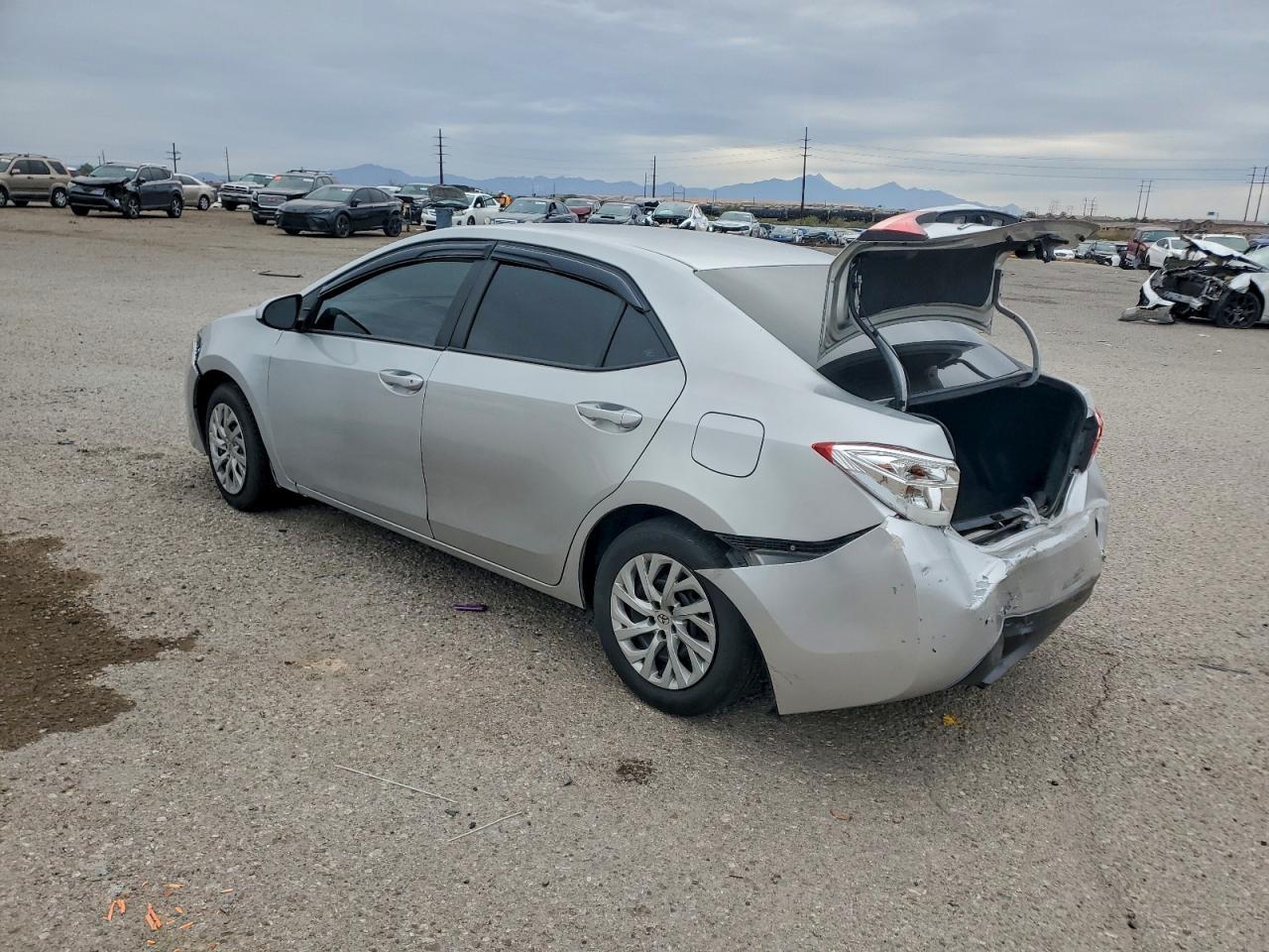 2018 Toyota Corolla L - Фото 2