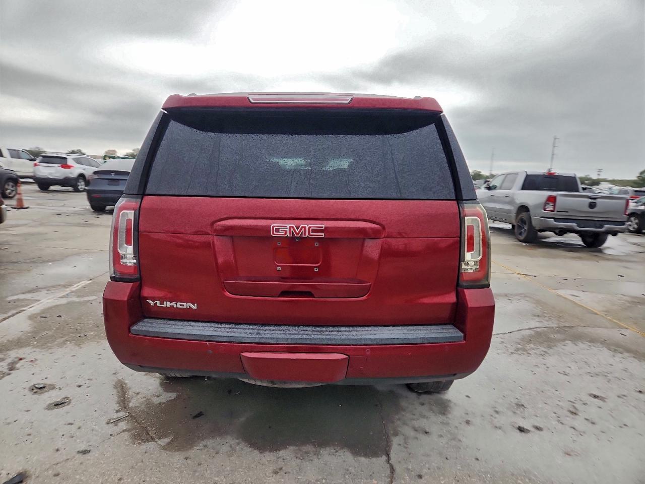 2017 GMC Yukon Slt - Image 6