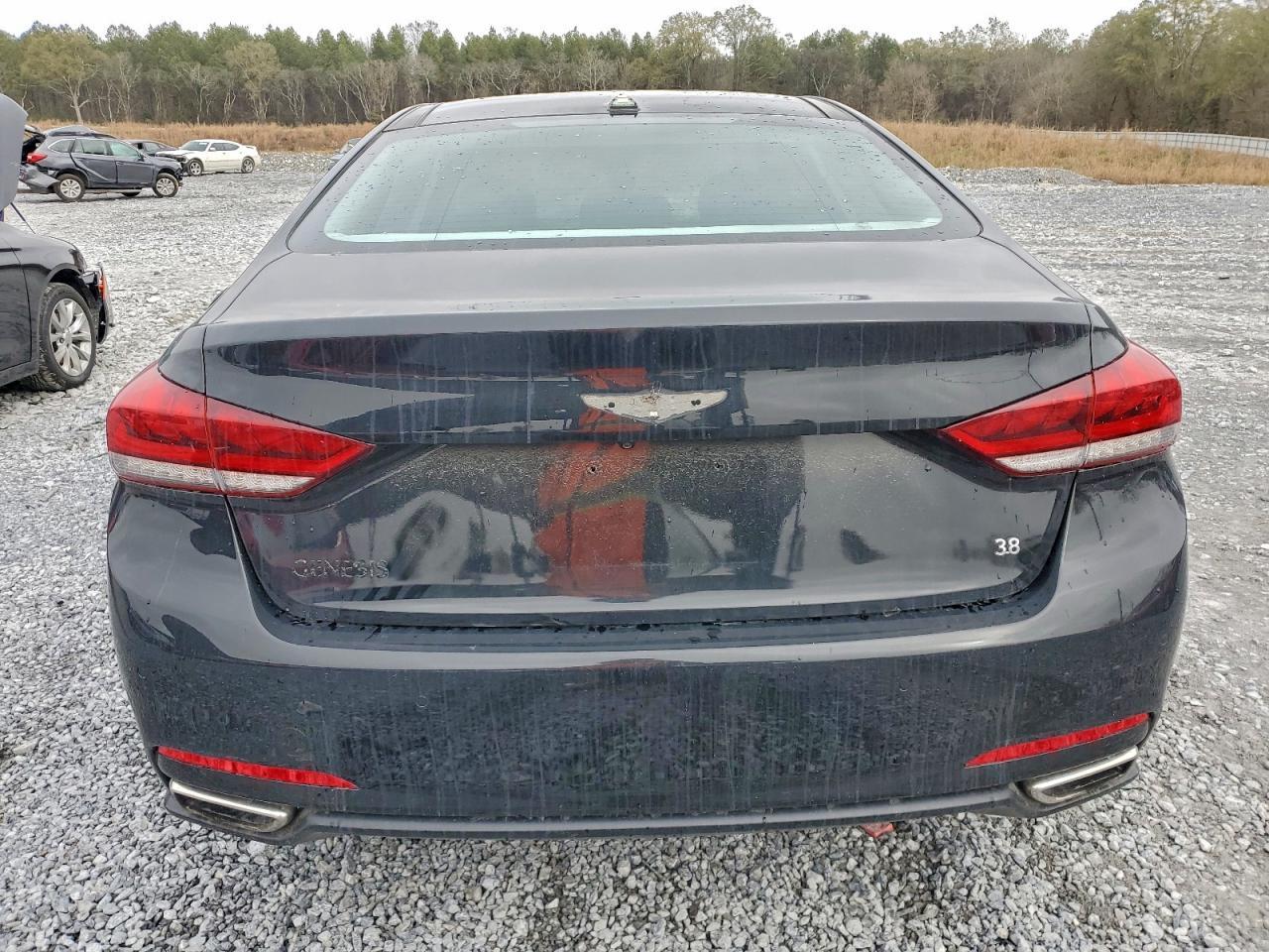 2015 Hyundai Genesis 3.8L - Image 6
