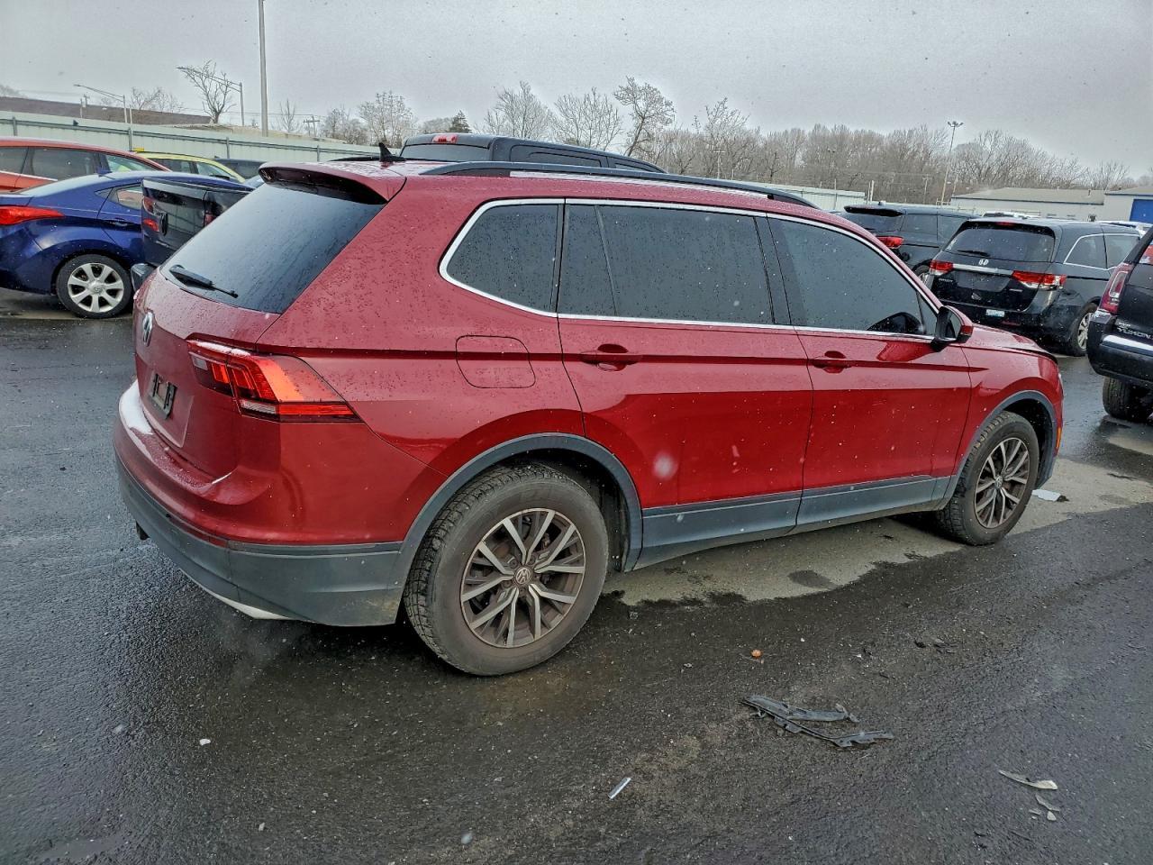 2019 Volkswagen Tiguan Se - Фото 3