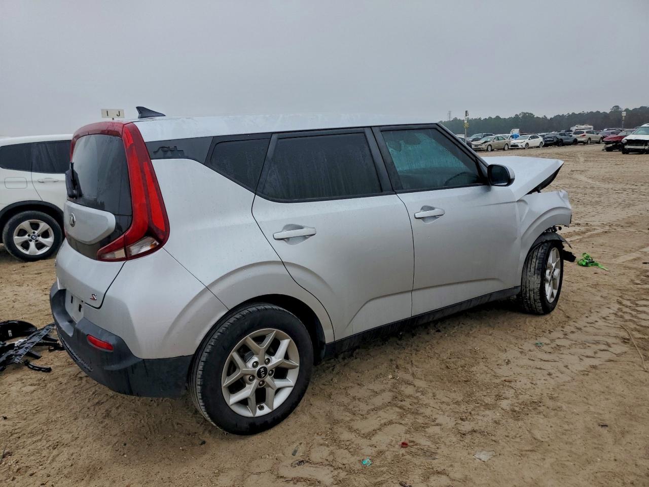 2021 Kia Soul Lx - Image 3