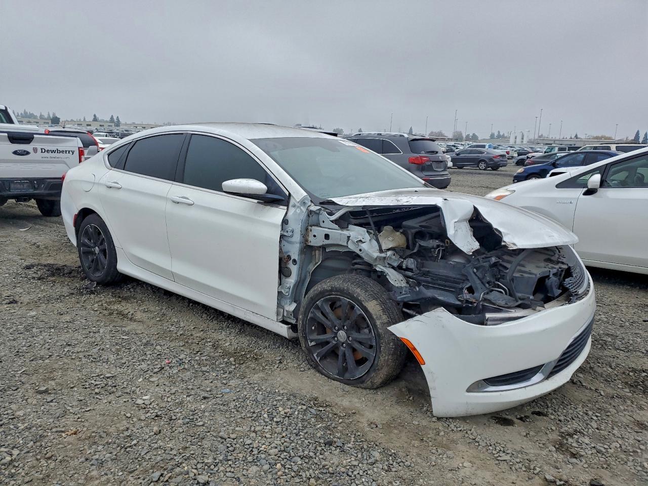 2016 Chrysler 200 Limited - Фото 4