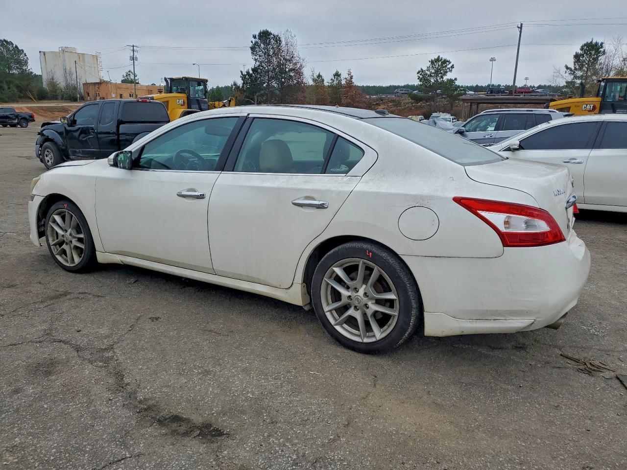 2010 Nissan Maxima S - Фото 2