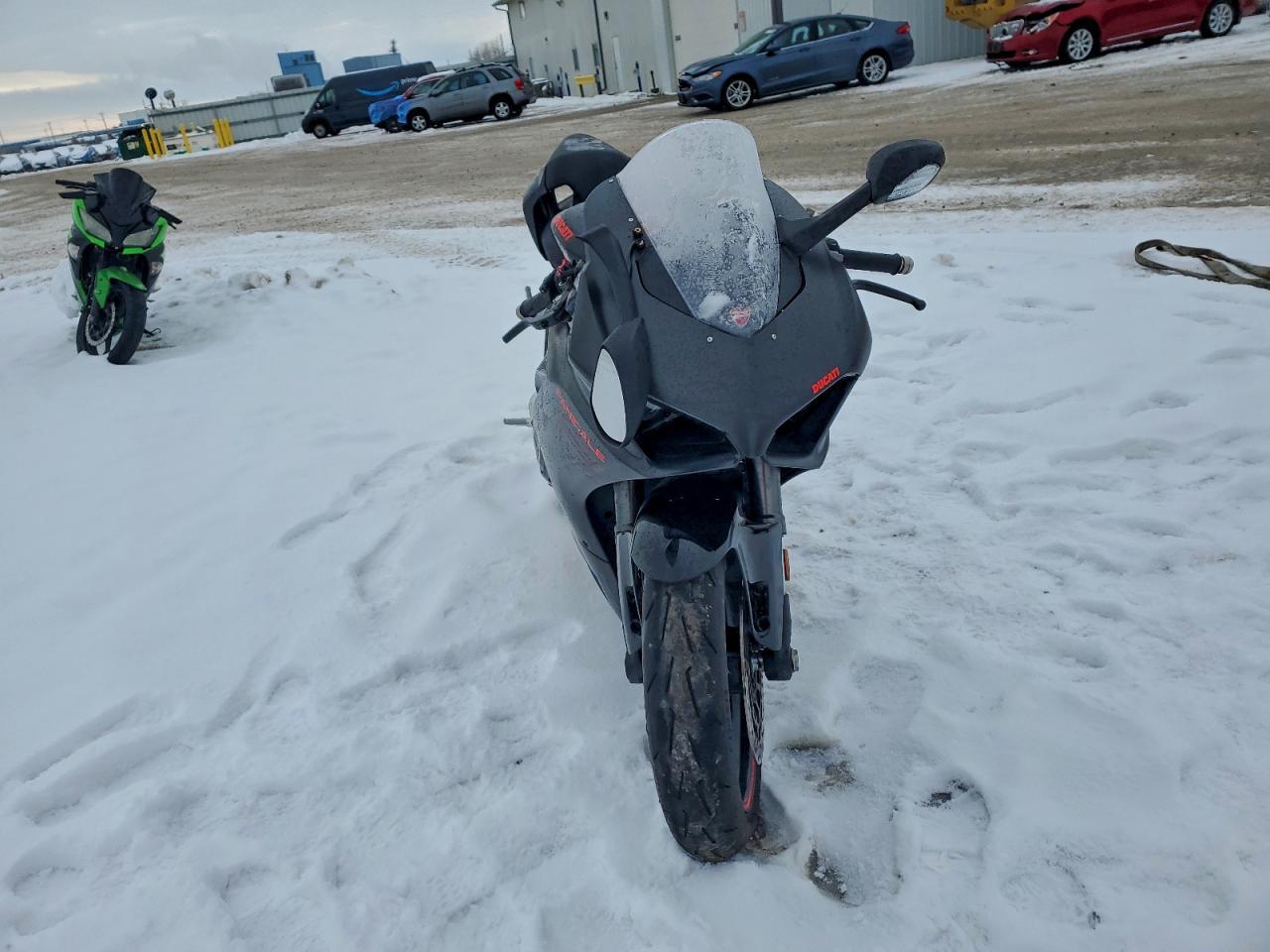 2024 Ducati Panigale V2 - Фото 2