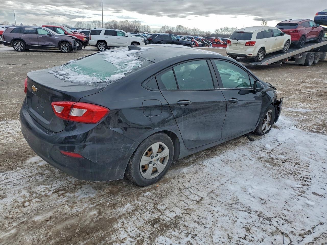 2018 Chevrolet Cruze Ls - Фото 3
