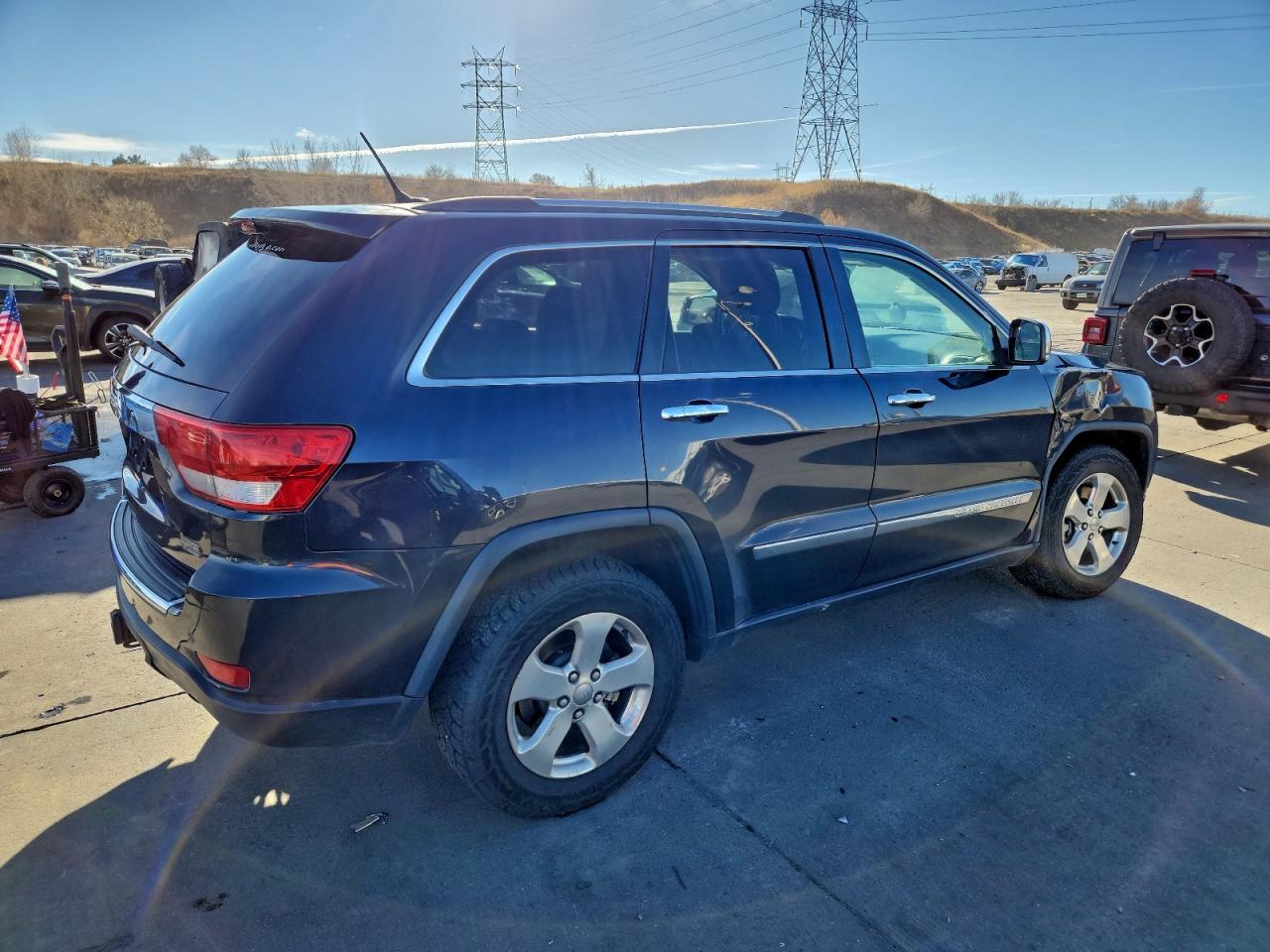 2013 Jeep Grand Cherokee Limited - Image 3