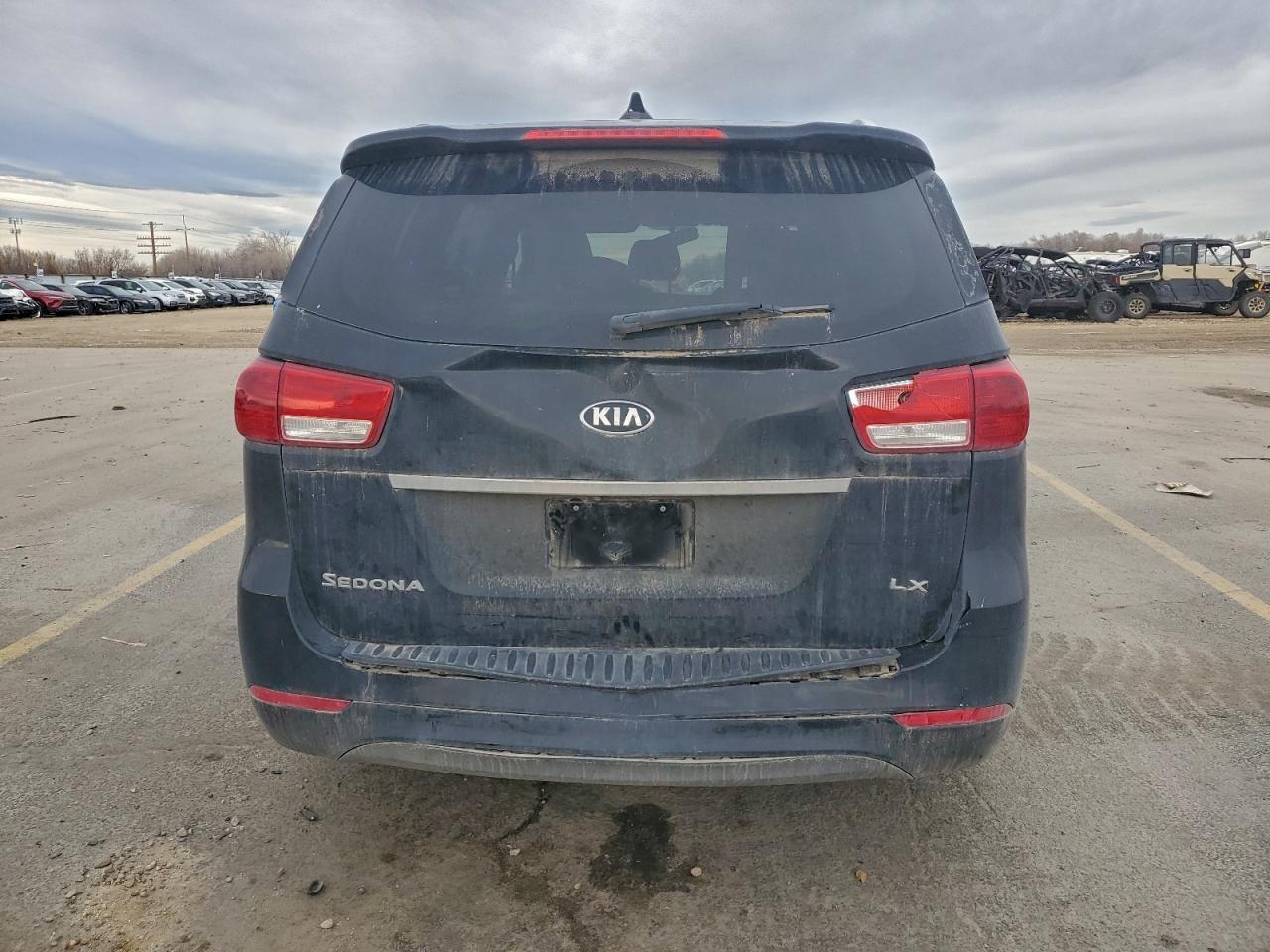 2015 Kia Sedona Lx - Фото 6