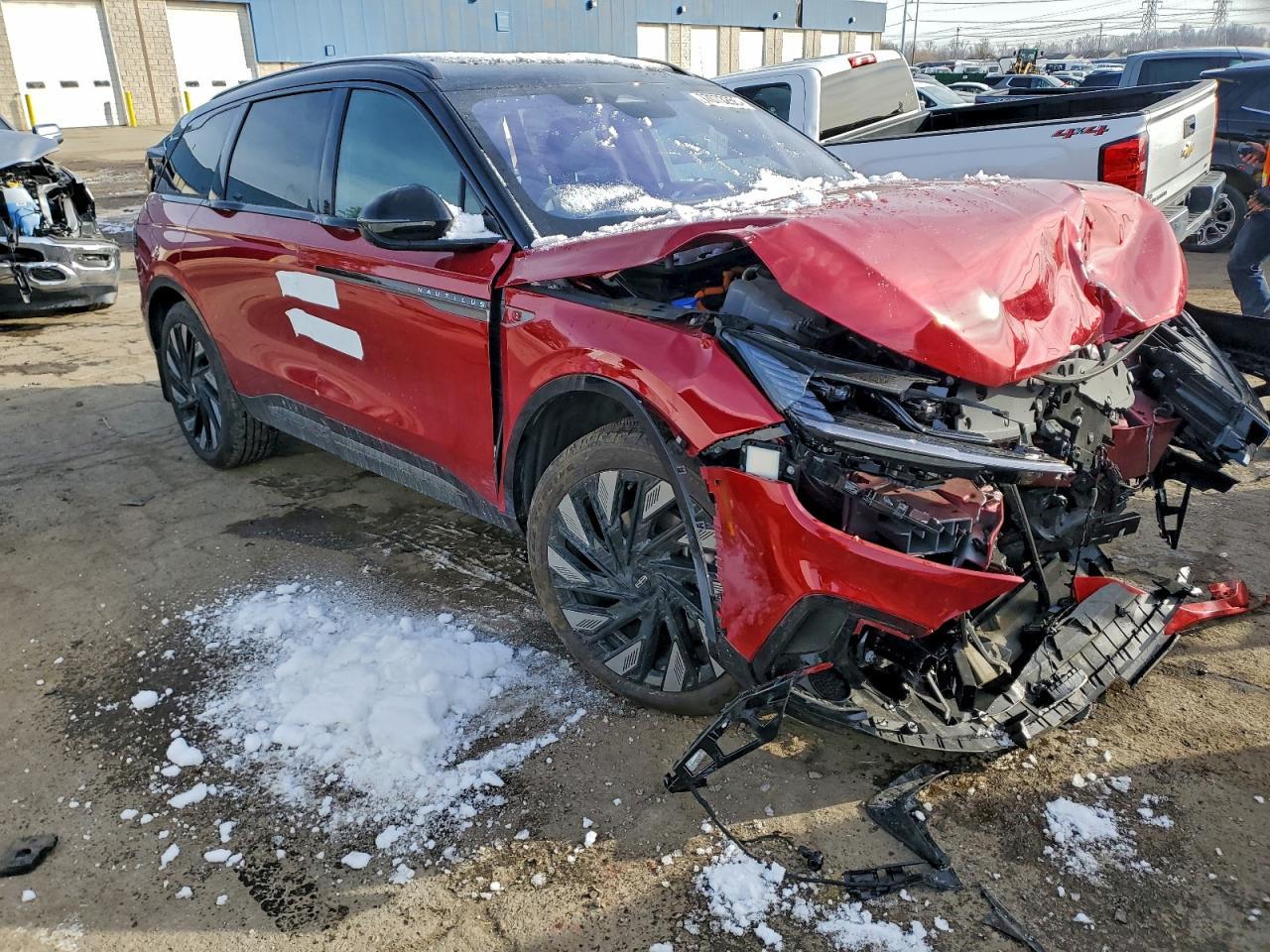 2025 Lincoln Nautilus Reserve - Фото 4