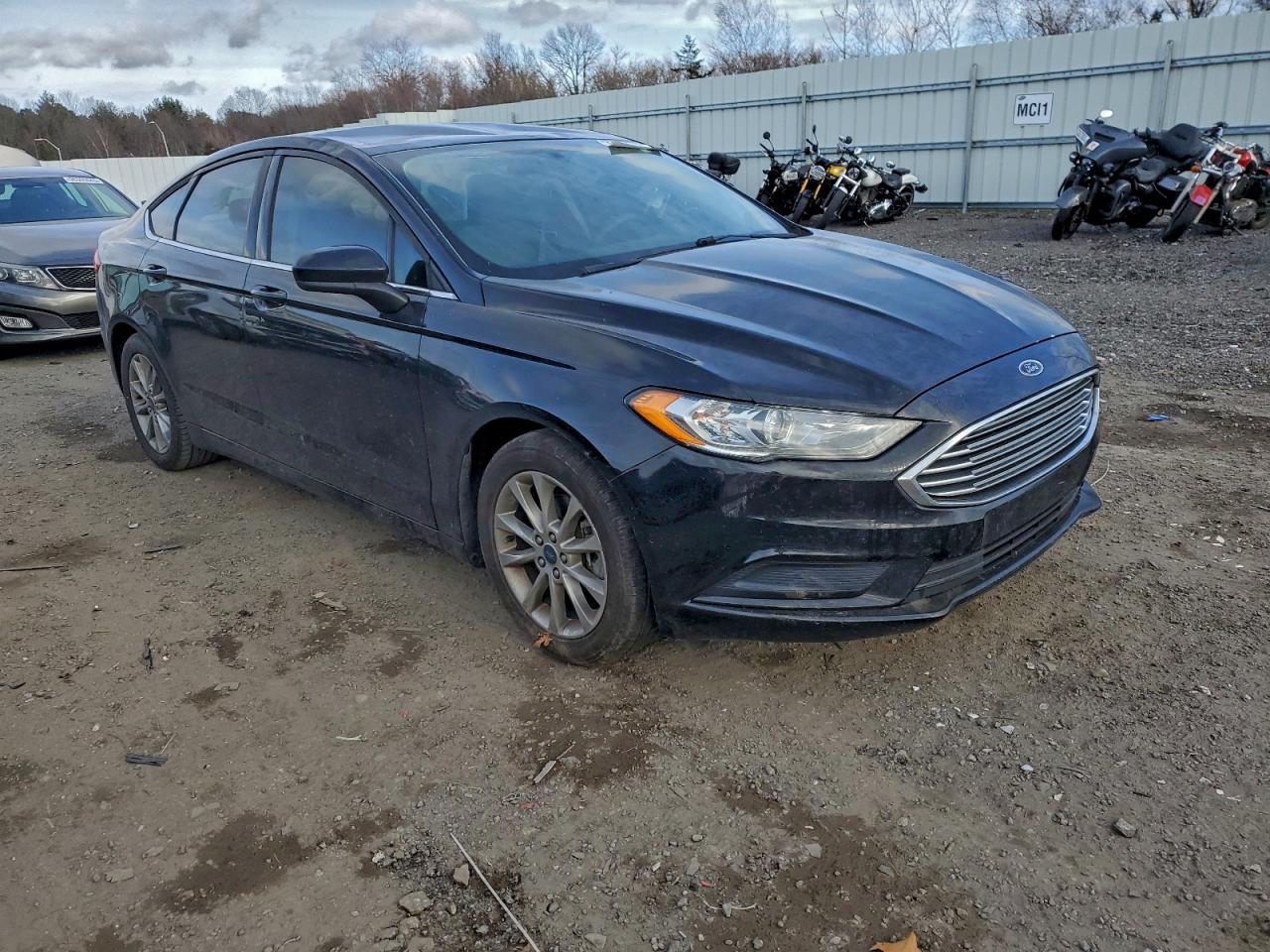 2017 Ford Fusion Se - Фото 4