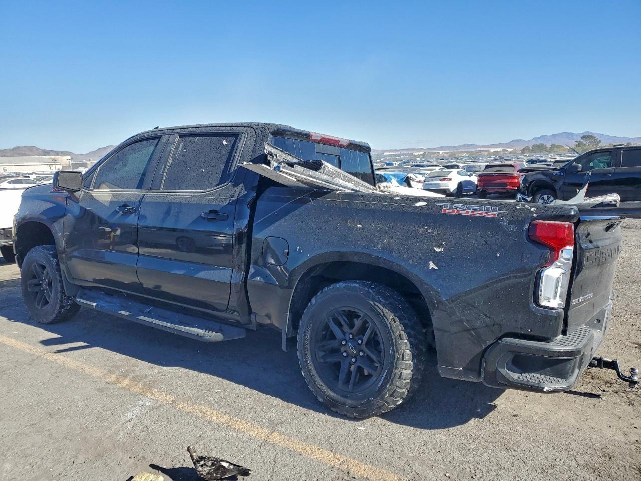 2021 Chevrolet Silverado K1500 Lt Trail Boss - Image 2