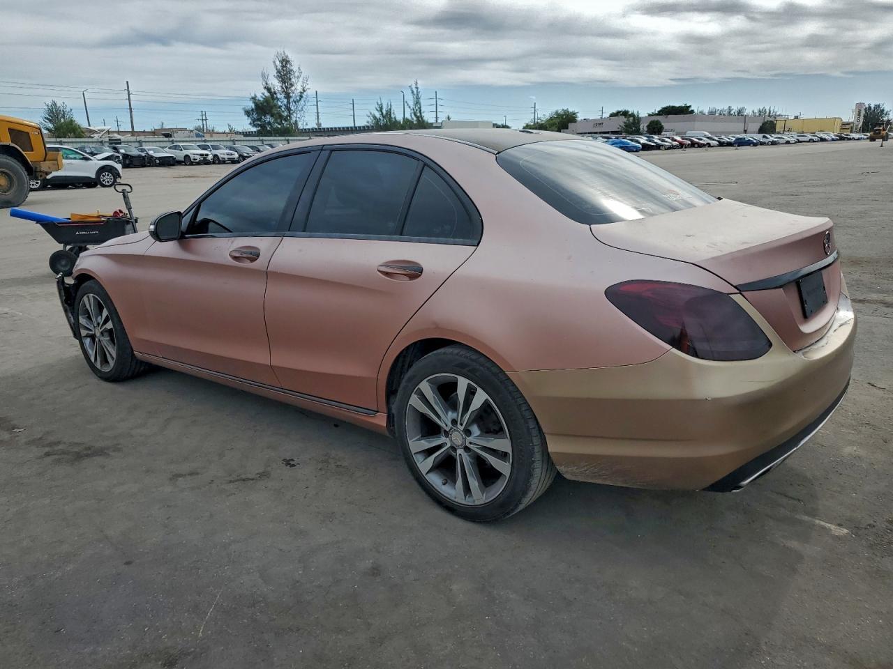 2015 Mercedes-Benz C 300 4Matic - Фото 2