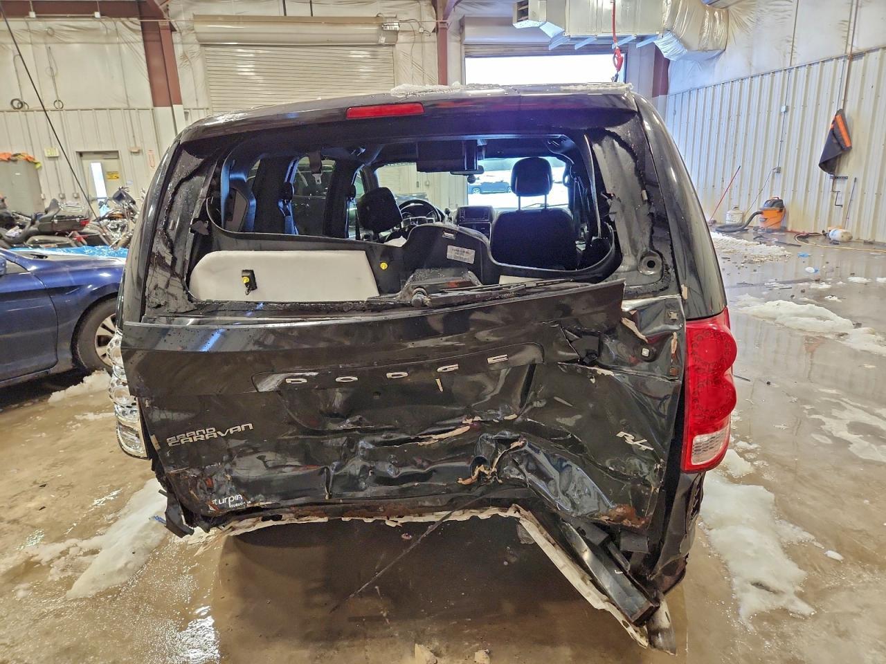 2013 Dodge Grand Caravan R/T - Фото 6