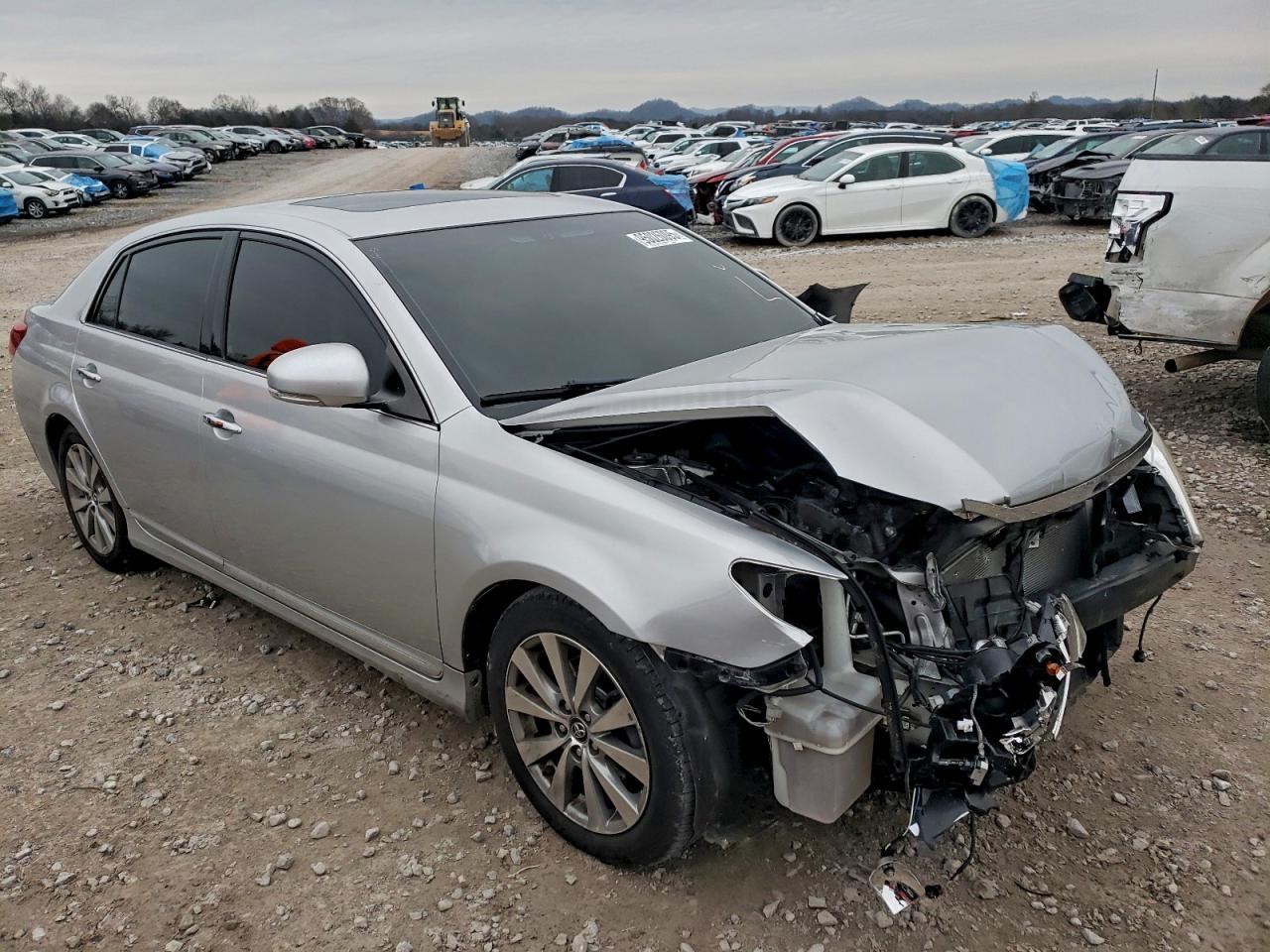 2012 Toyota Avalon Base - Image 4