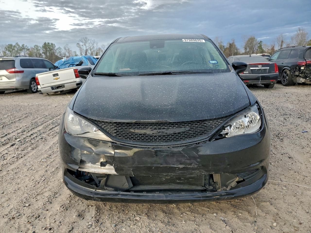 2023 Chrysler Voyager Lx - Фото 5