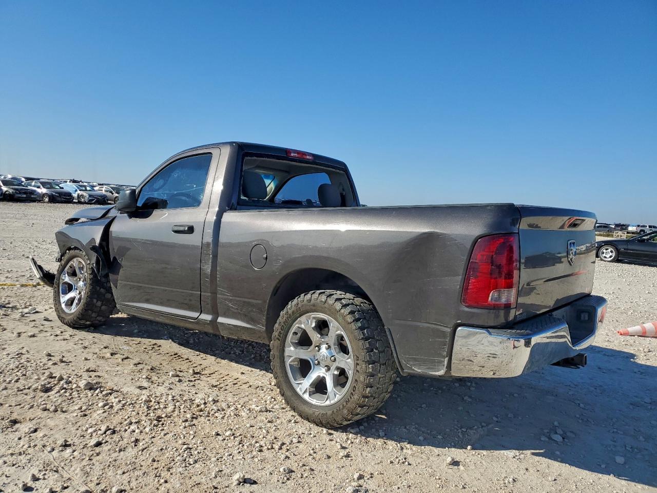 2018 Ram 1500 St - Фото 2