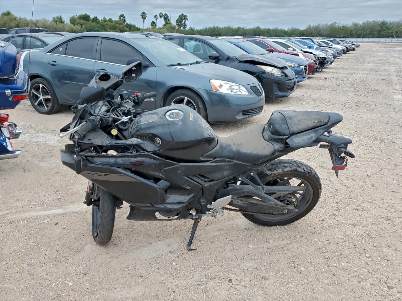 2025 Yamaha Yfz320 A - Image 3