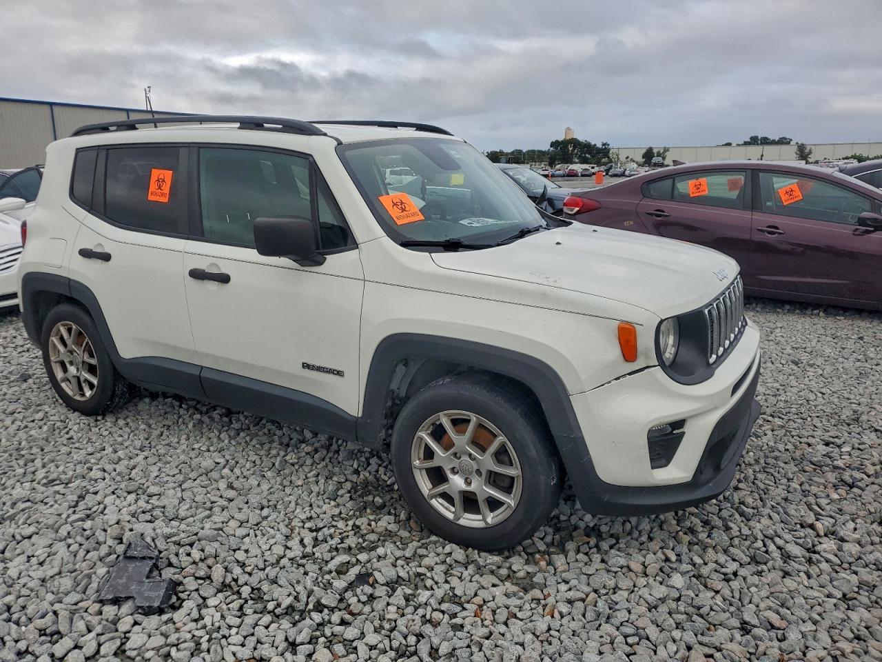 2019 Jeep Renegade Sport - Image 4