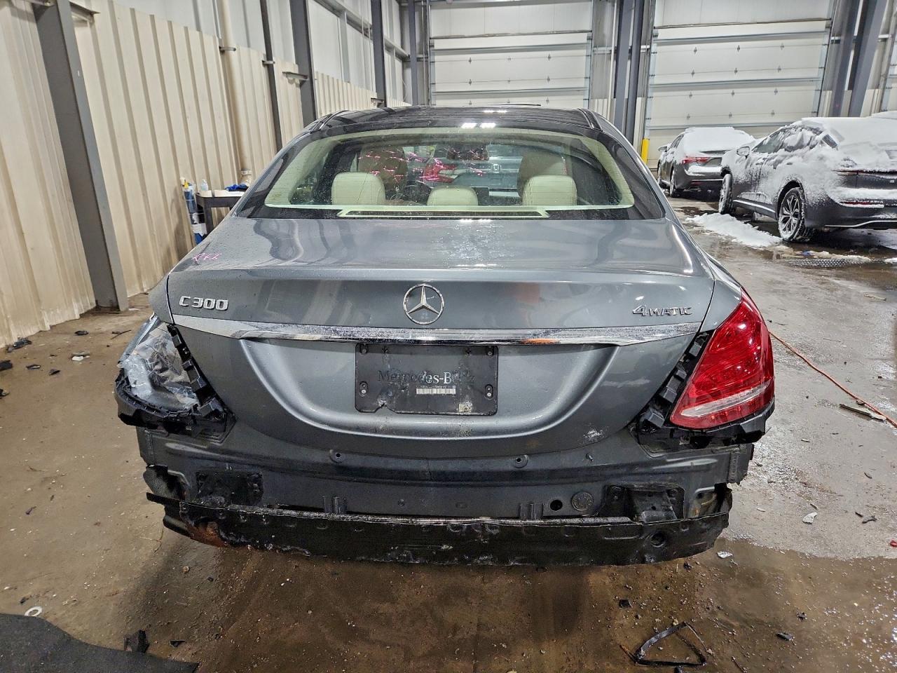 2017 Mercedes-Benz C 300 4Matic - Фото 6