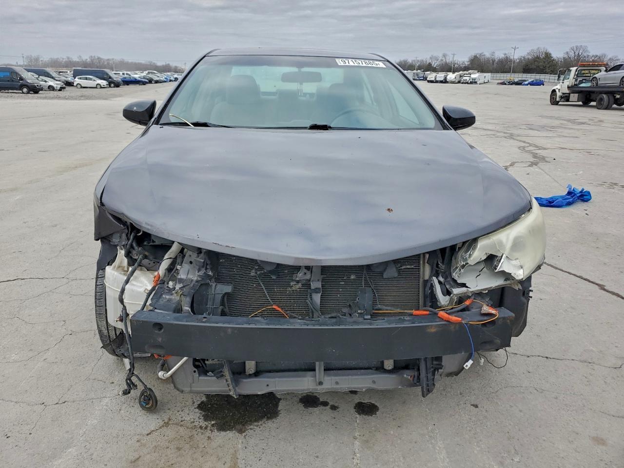 2014 Toyota Camry L - Фото 5