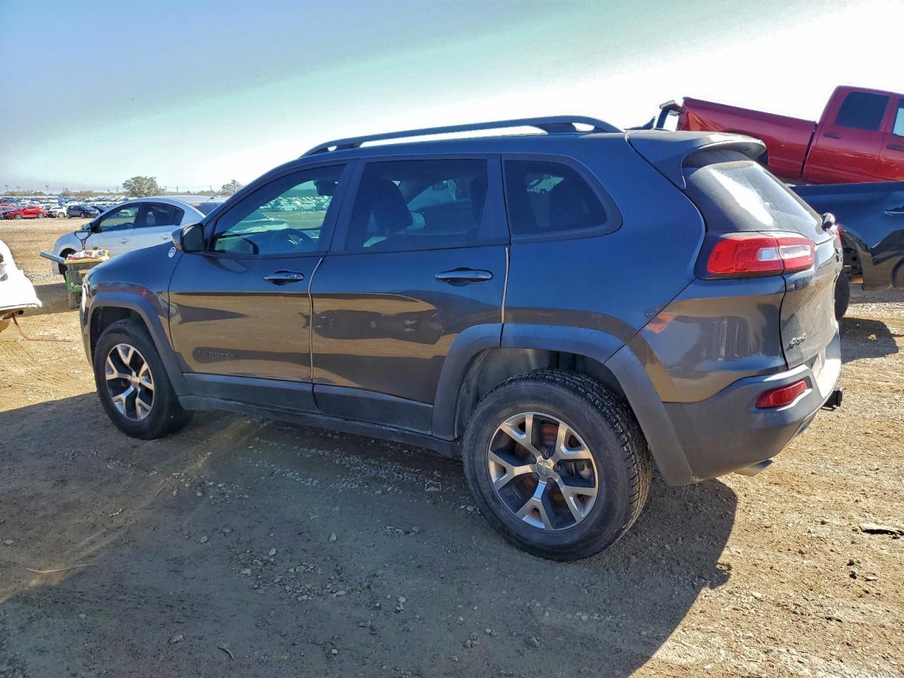 2014 Jeep Cherokee Trailhawk - Фото 2