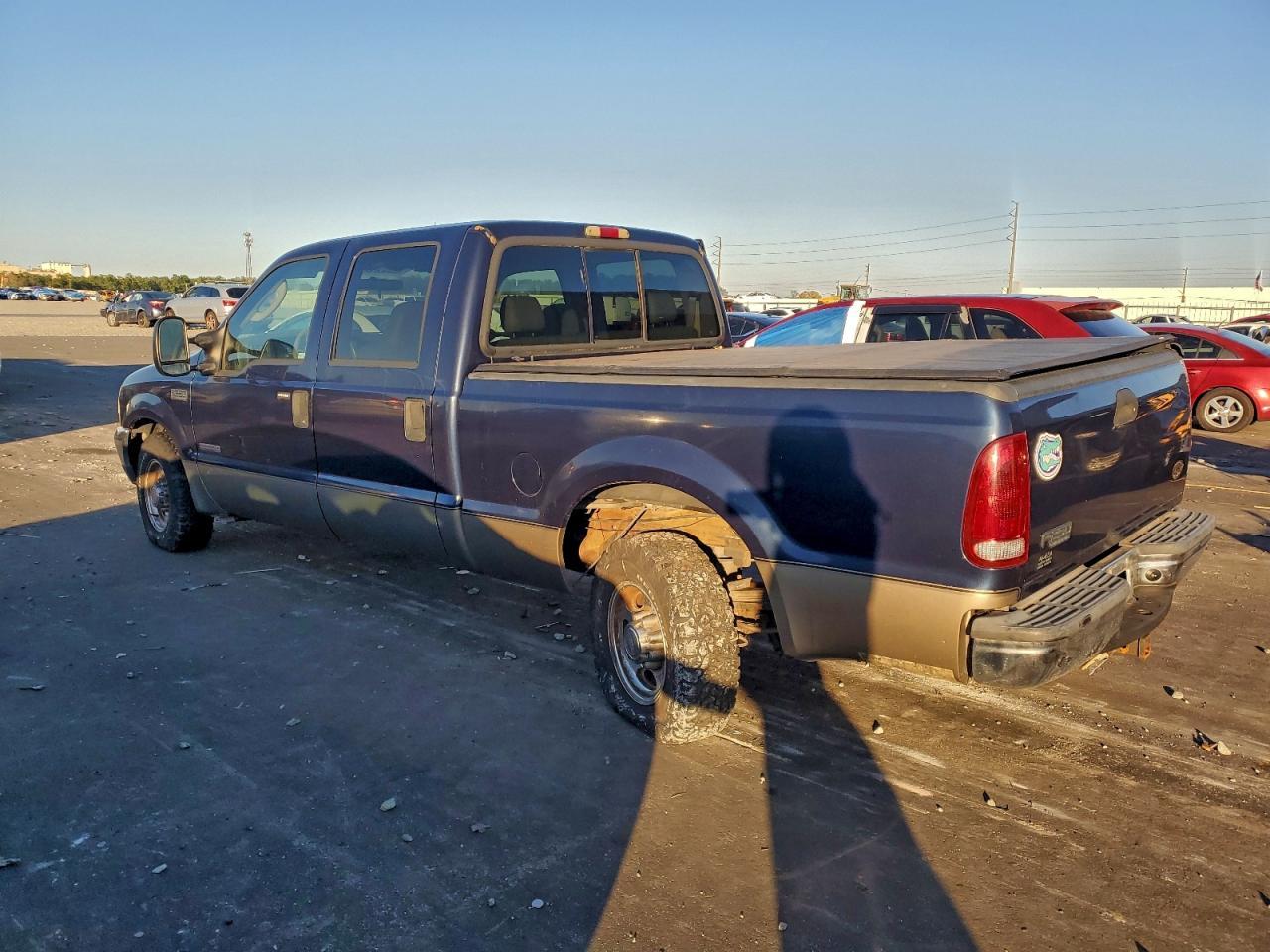 2004 Ford F250 Super Duty - Image 2