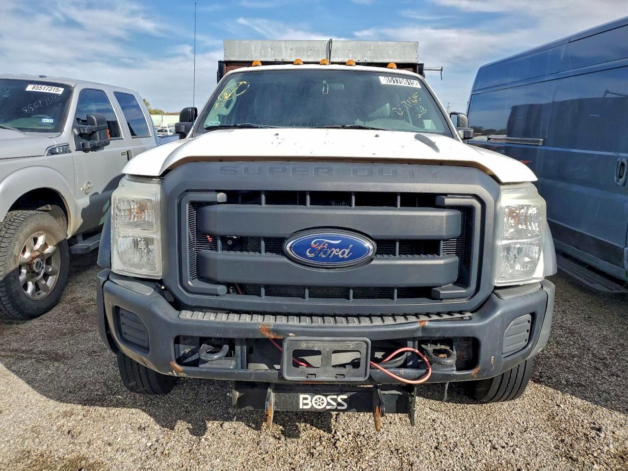 2015 Ford F450 Super Duty - Image 5
