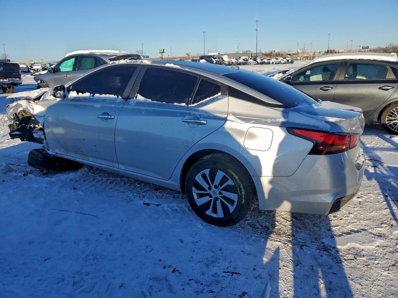 2020 Nissan Altima S - Image 2