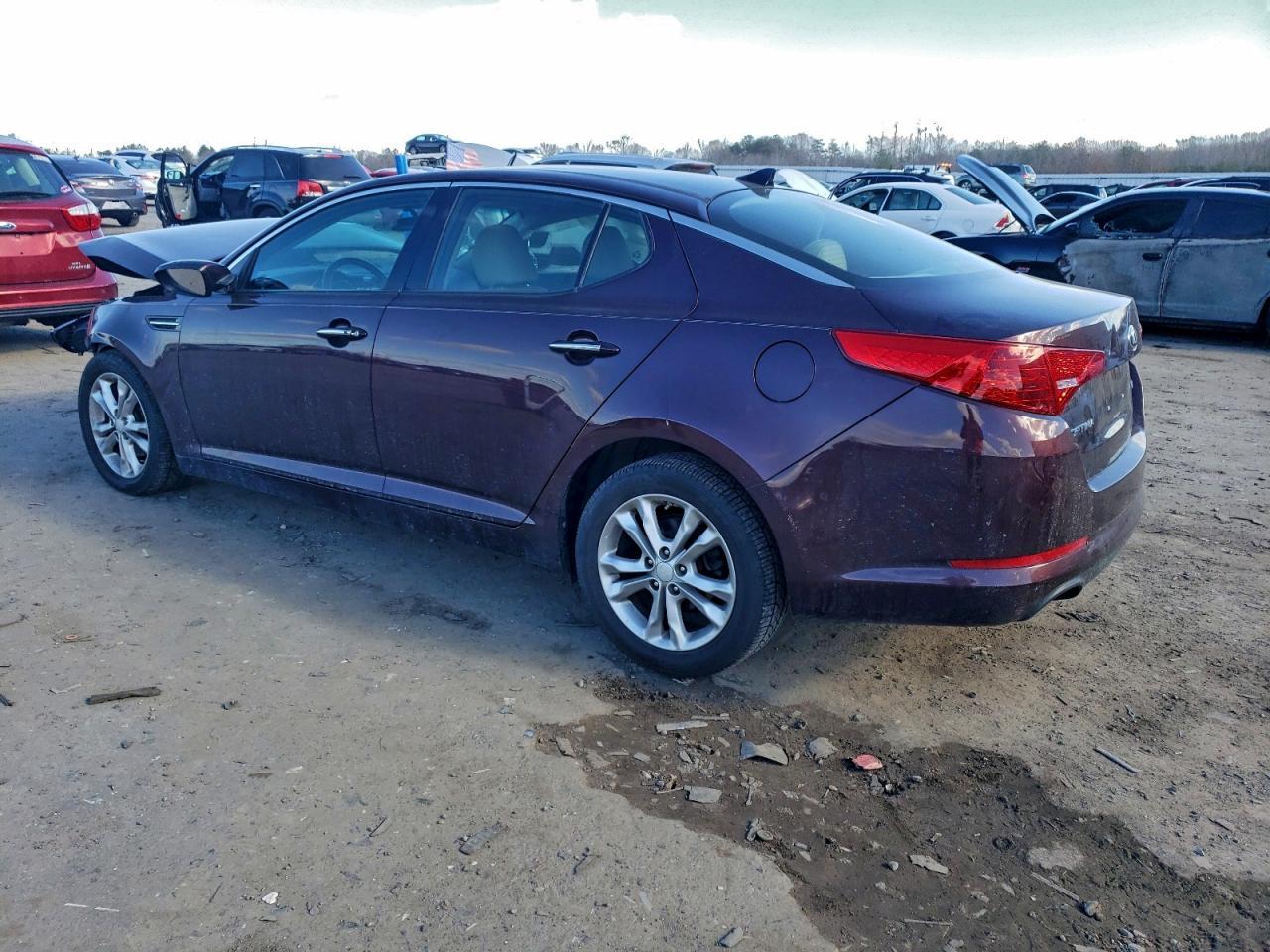 2013 Kia Optima Ex - Image 2