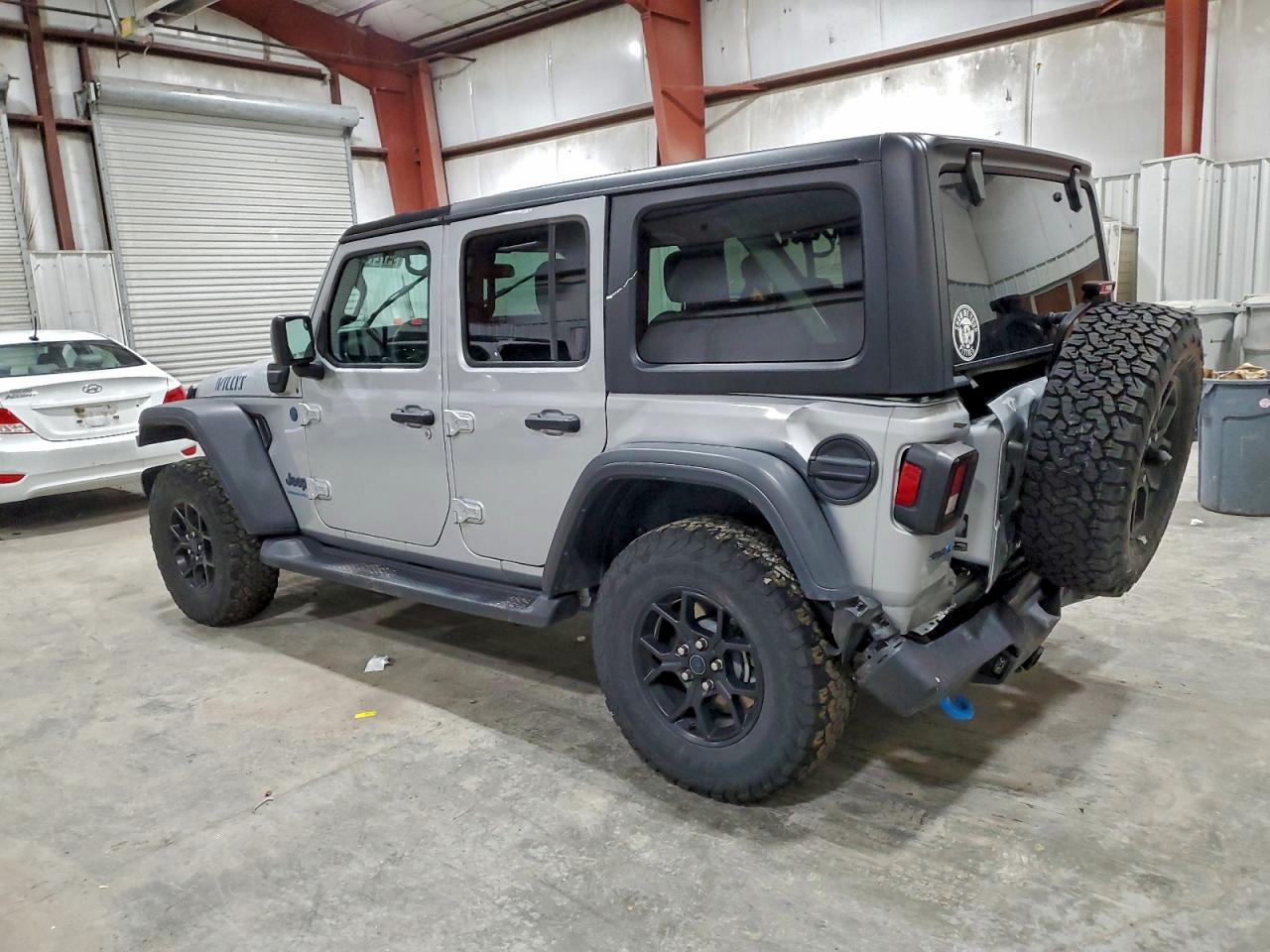 2024 Jeep Wrangler 4Xe - Фото 2