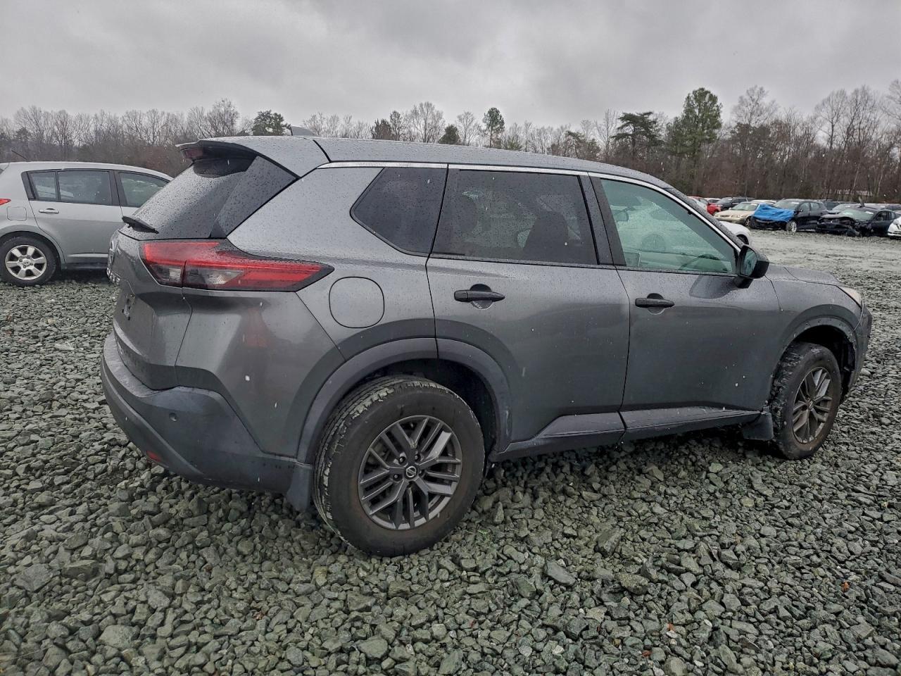 2021 Nissan Rogue S - Фото 3