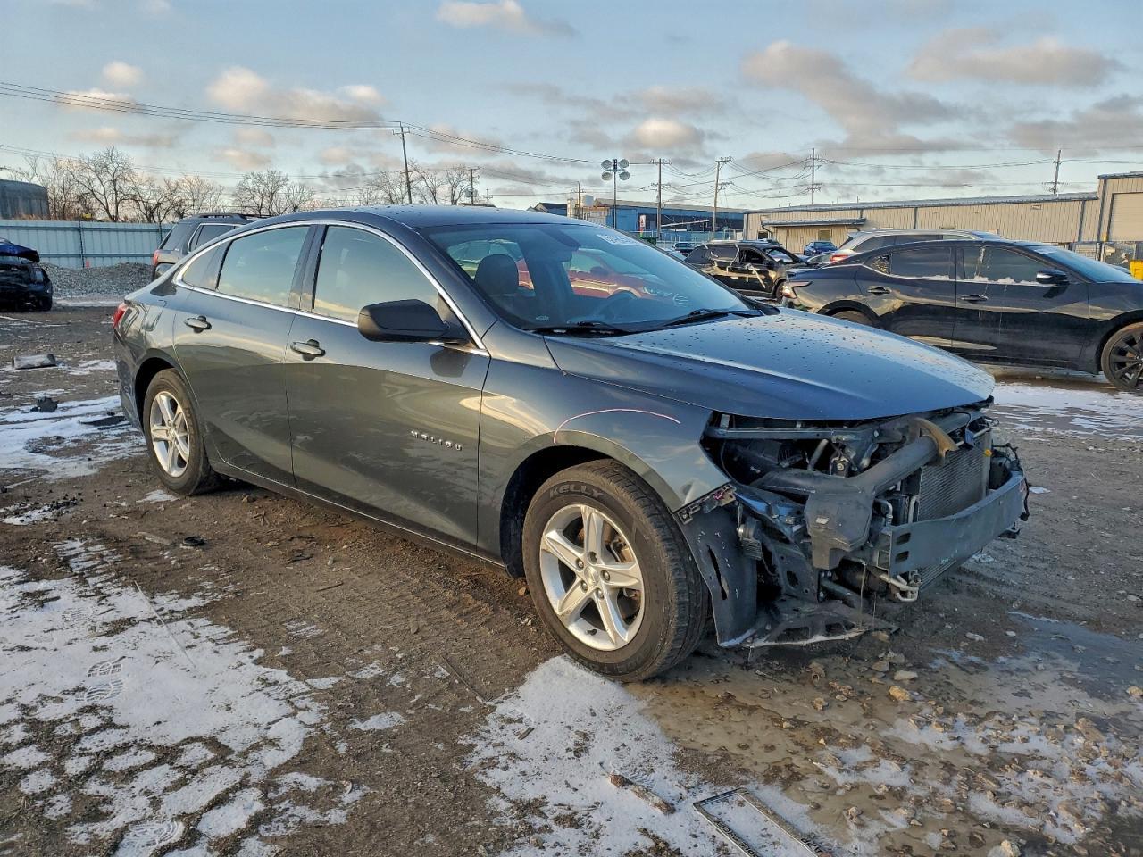 2019 Chevrolet Malibu Ls - Фото 4