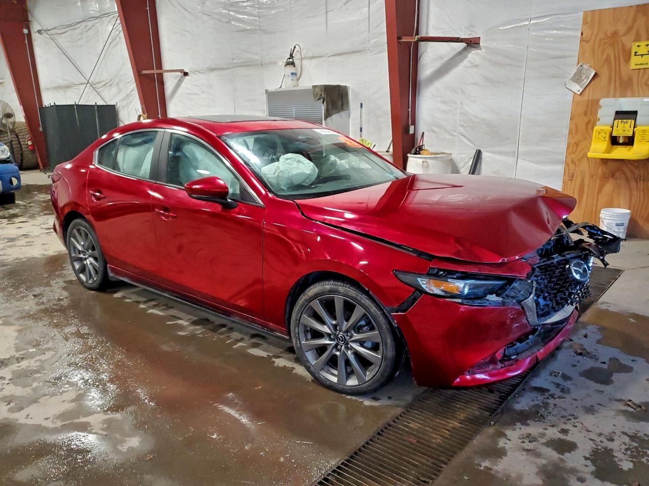 2024 Mazda 3 Preferred - Фото 4