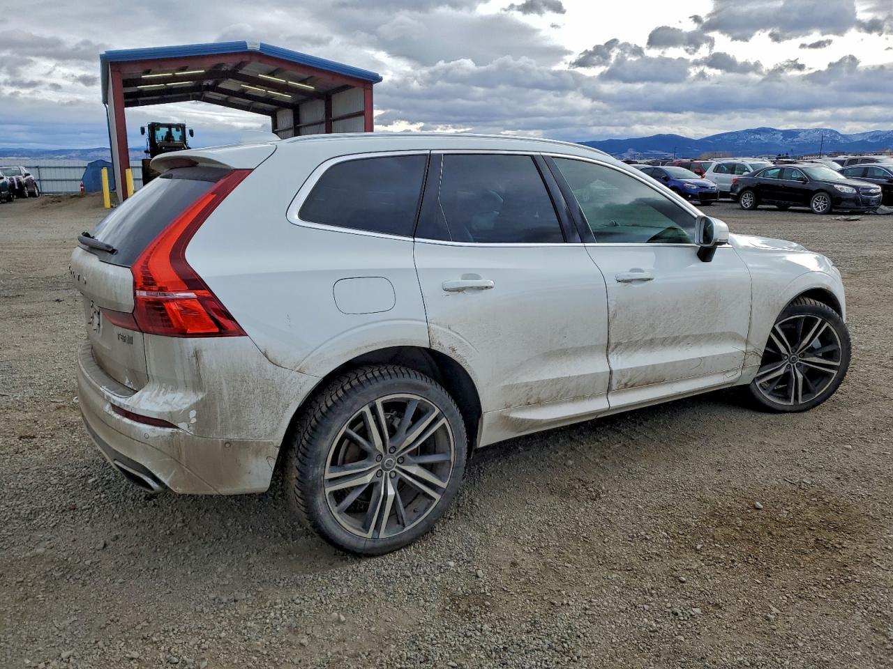 2019 Volvo Xc60 T8 R-Design - Фото 3