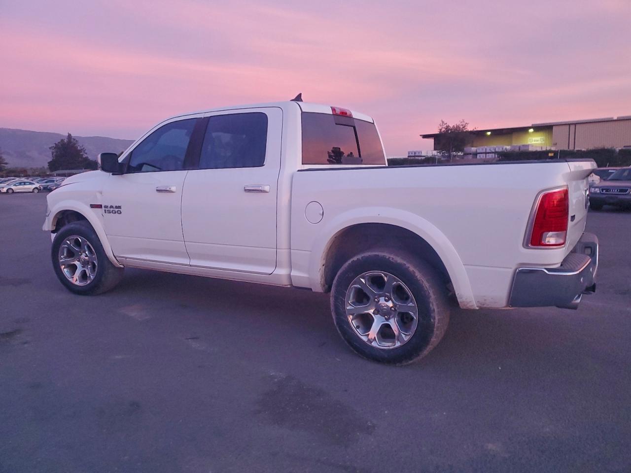 2016 Ram 1500 Laramie - Фото 2