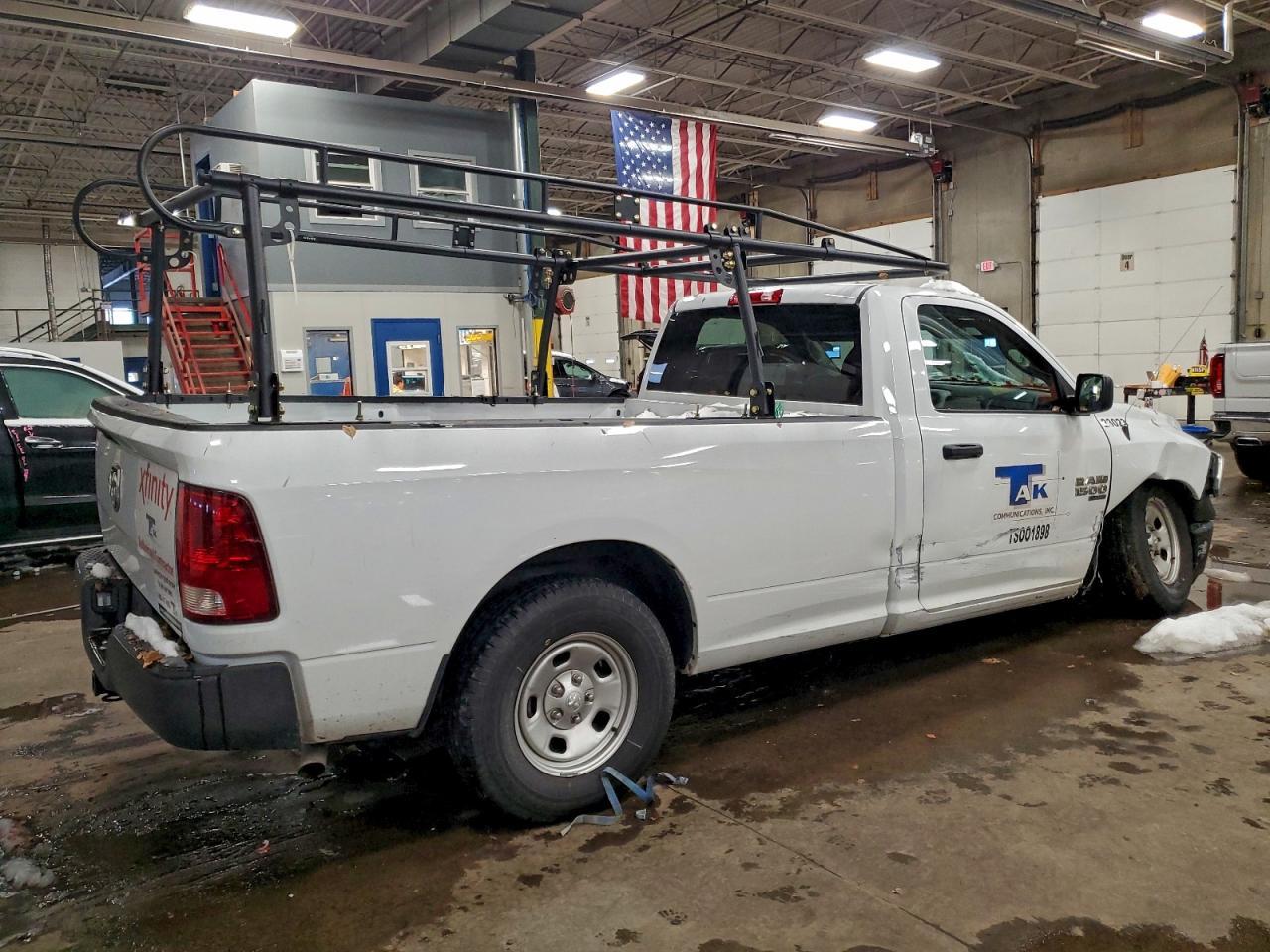 2022 Ram 1500 Classic Tradesman - Image 3
