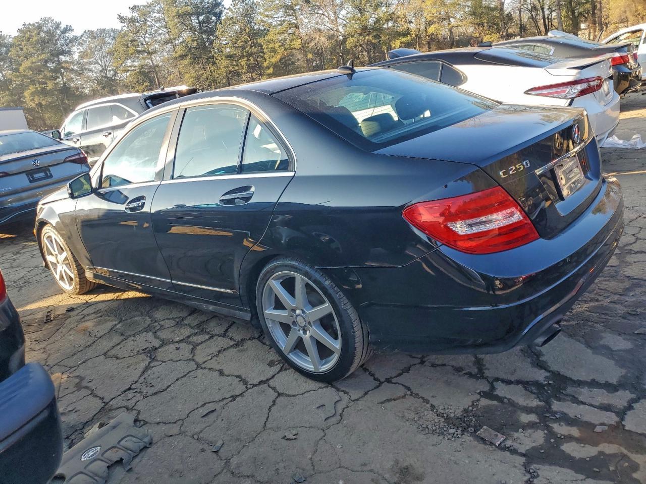 2014 Mercedes-Benz C 250 - Фото 2